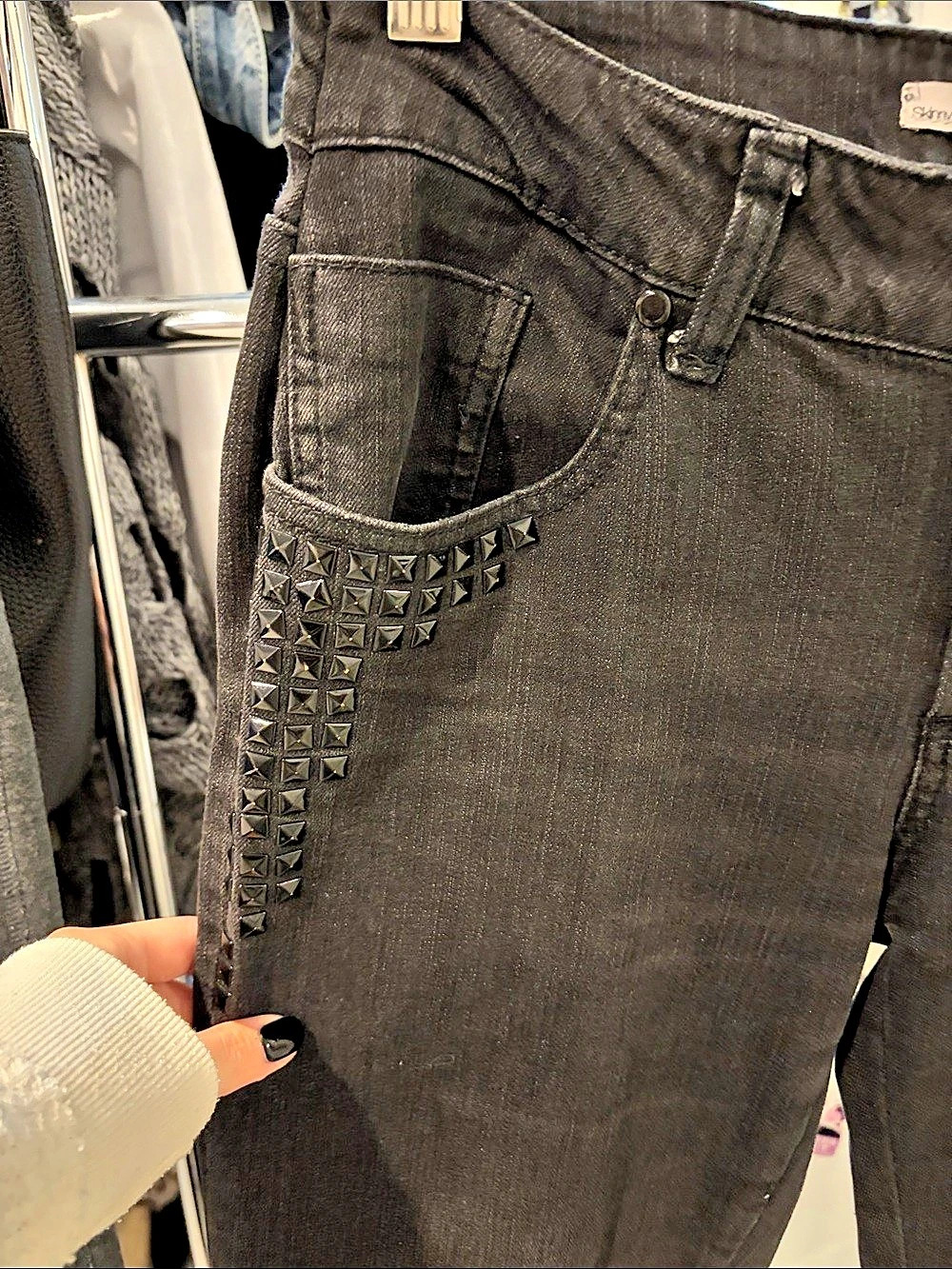 2.1 Denim Studded Skinny Jeans in Black Size 29
